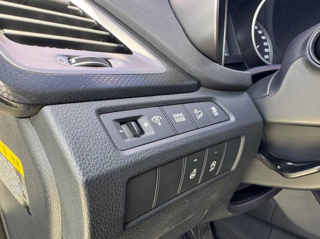 Hyundai SantaFe (2015)