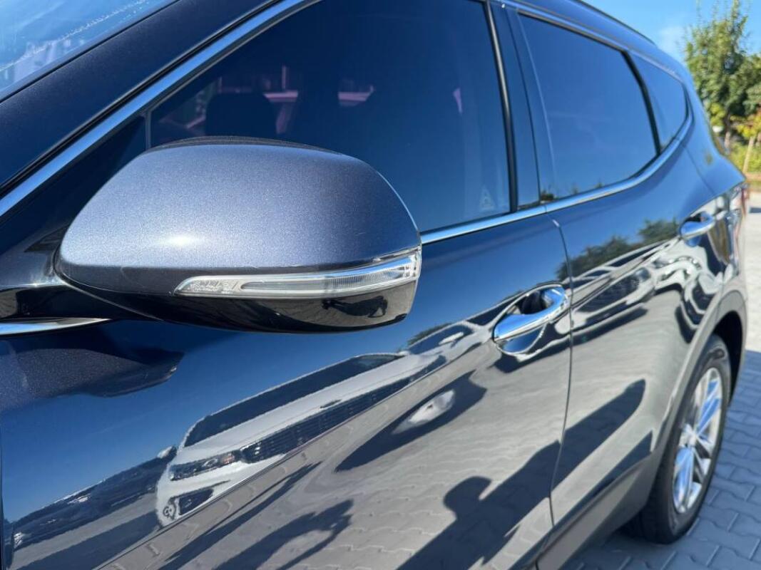 Hyundai SantaFe (2017) Hyundai SantaFe (2017)