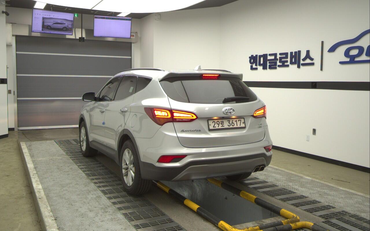 Hyundai Santa Fe (2017)