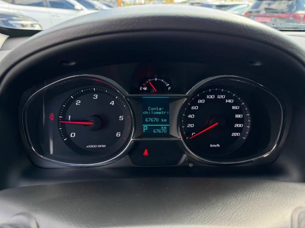 Chevrolet	Captiva (2015)