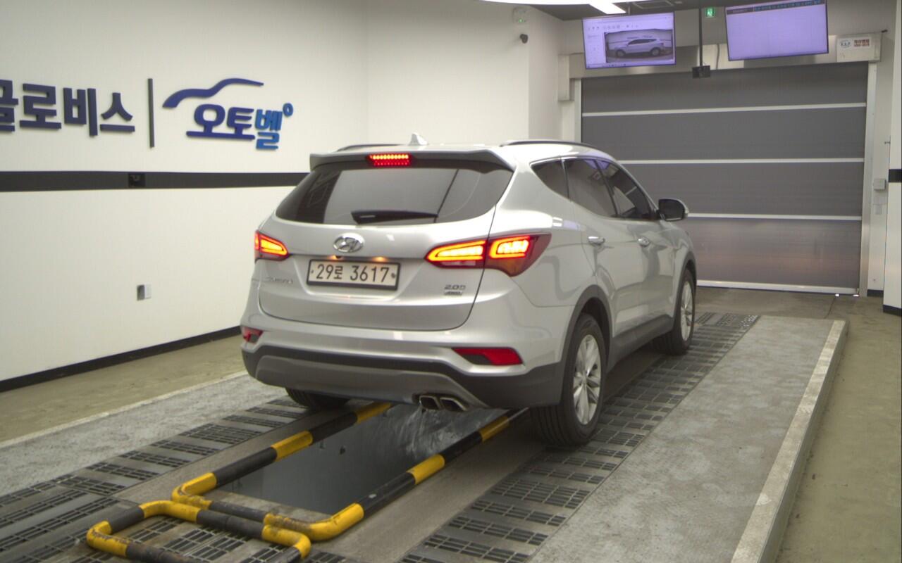 Hyundai Santa Fe (2017)