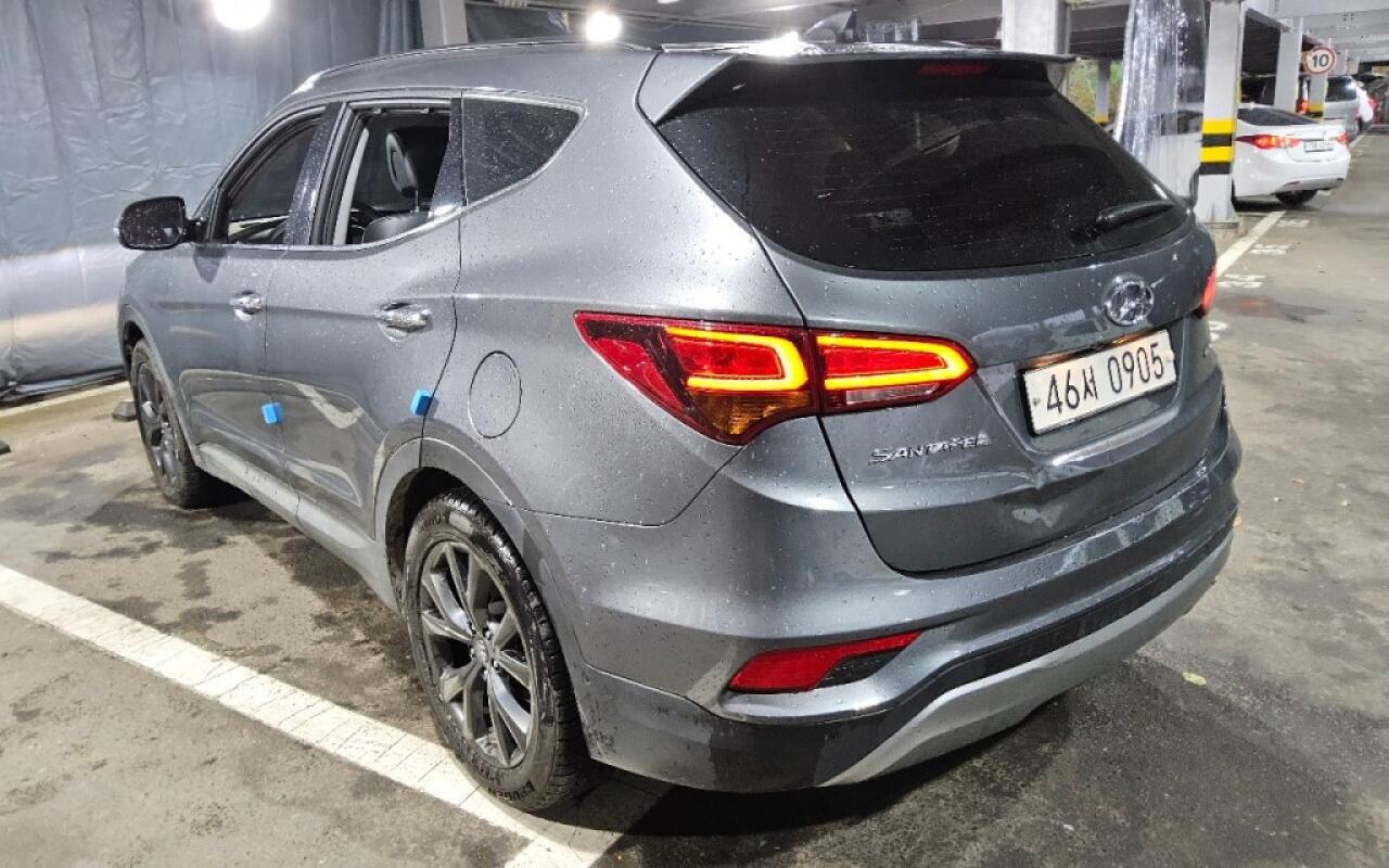 Hyundai SantaFe (2015)
