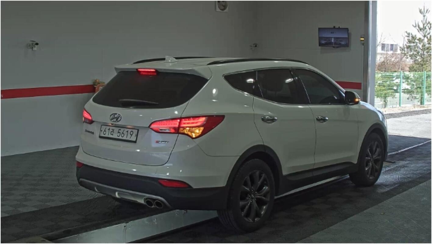 Hyundai SantaFe (2015)