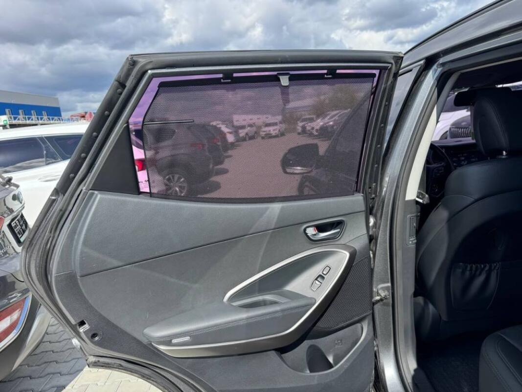 Hyundai SantaFe (2015)