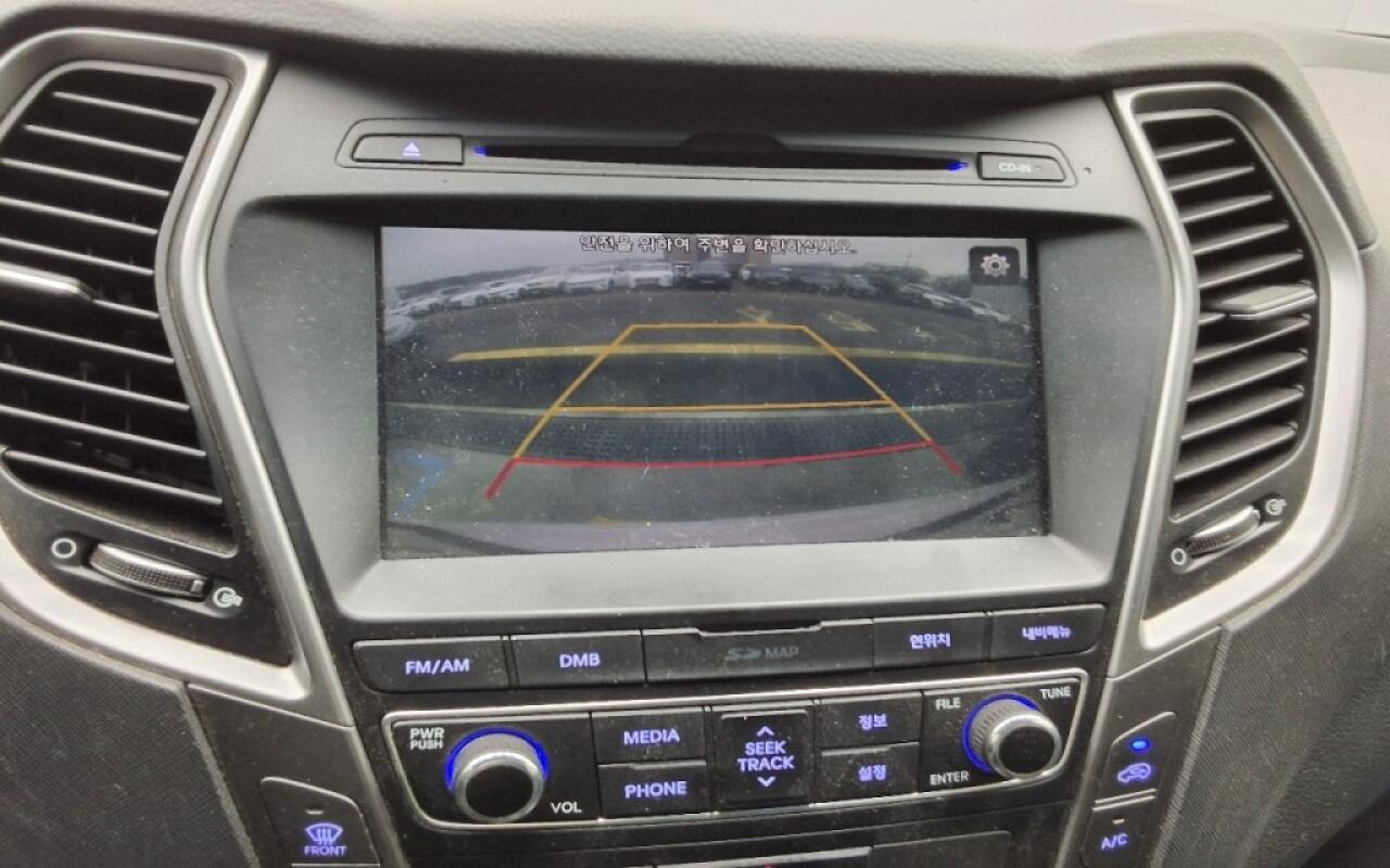 Hyundai SantaFe (2017)