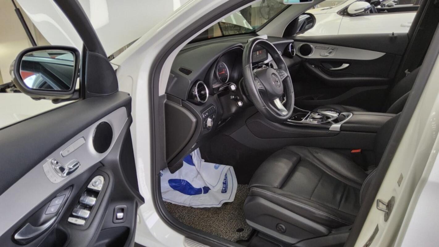 Mercedes GLC 220d (2018)