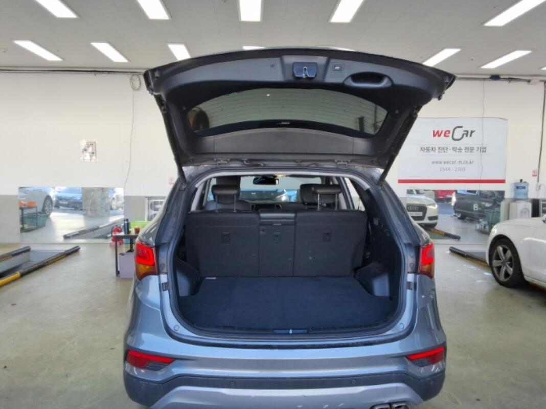 Hyundai SantaFe (2015)