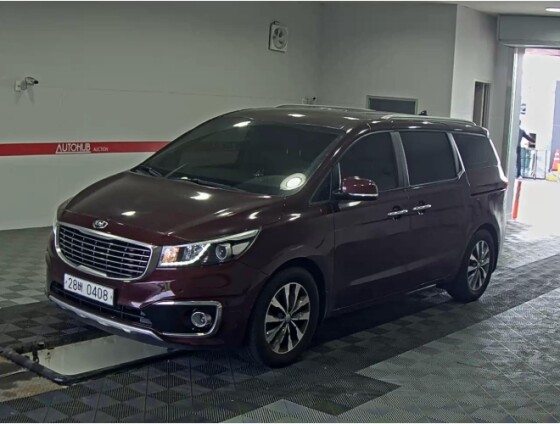 Kia Carnival (2016)
