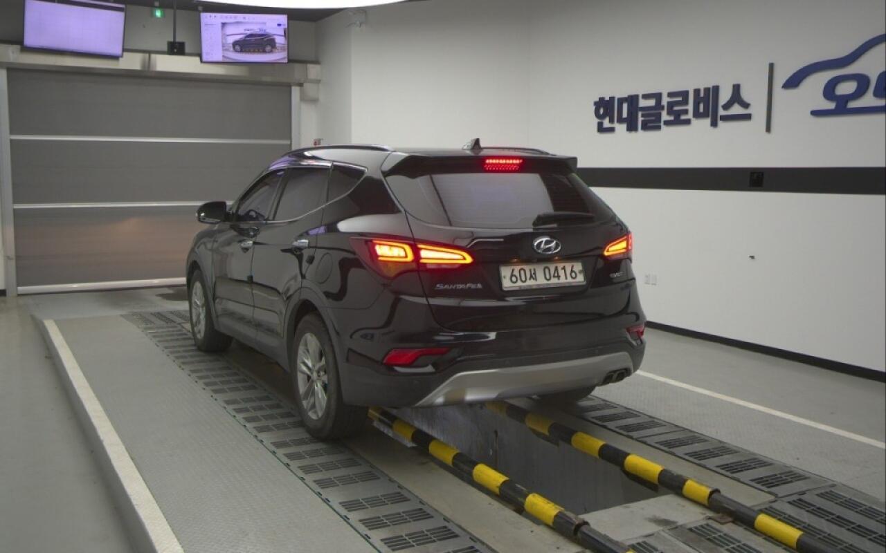 Hyundai SantaFe (2015)