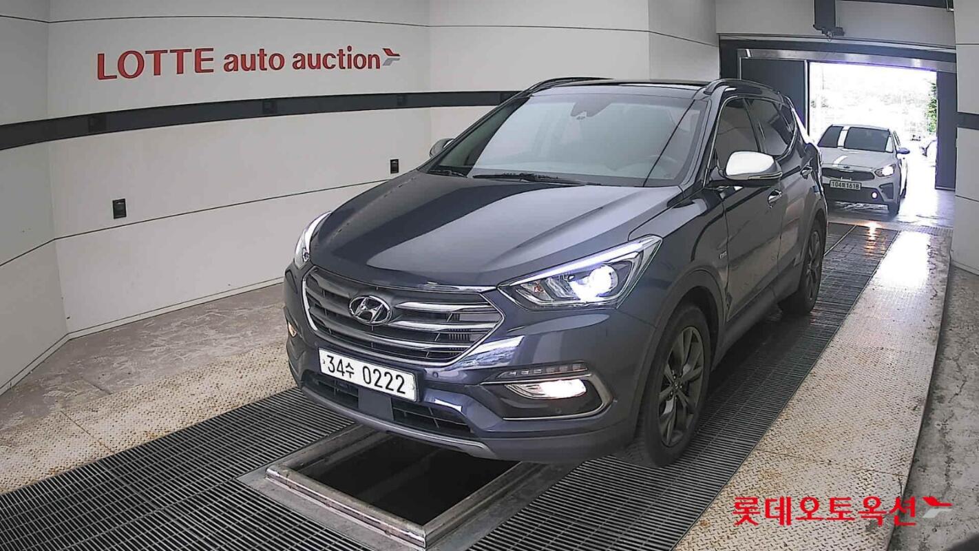 Hyundai Santa Fe (2016)