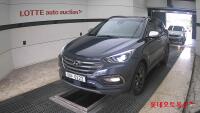 Hyundai Santa Fe (2016)