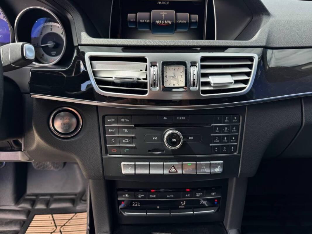 Mercedes E250 (2015)