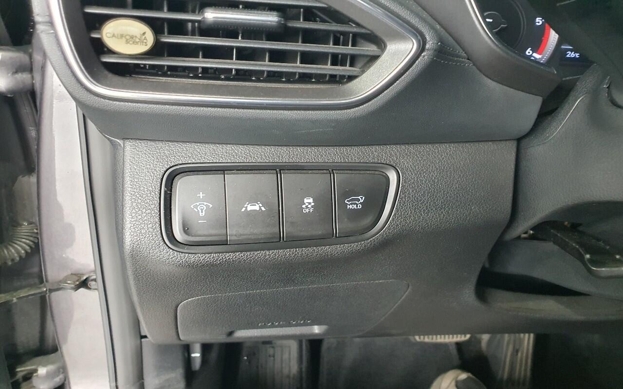 Hyundai Santa Fe (2018)