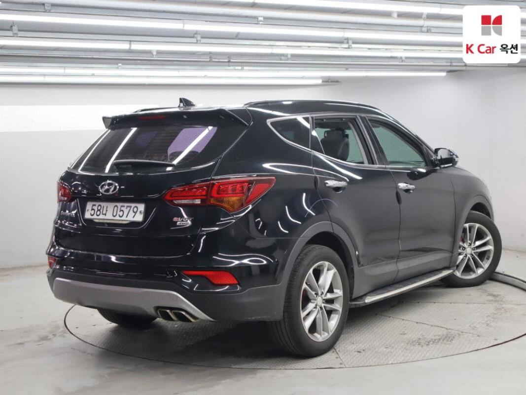 Hyundai SantaFe (2015)