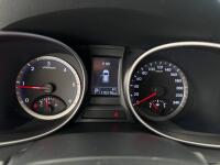 Hyundai SantaFe (2015) Hyundai SantaFe (2015)