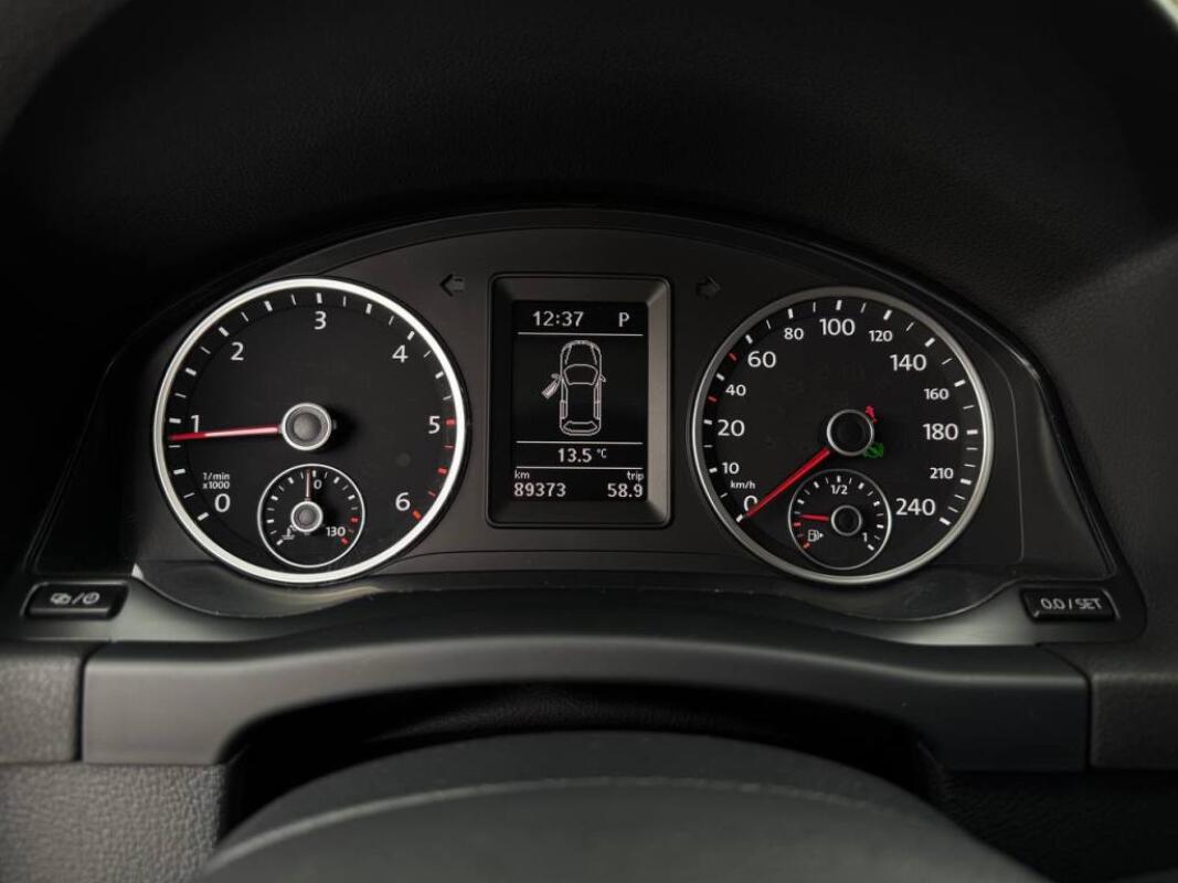 Volkswagen Tiguan (2015)