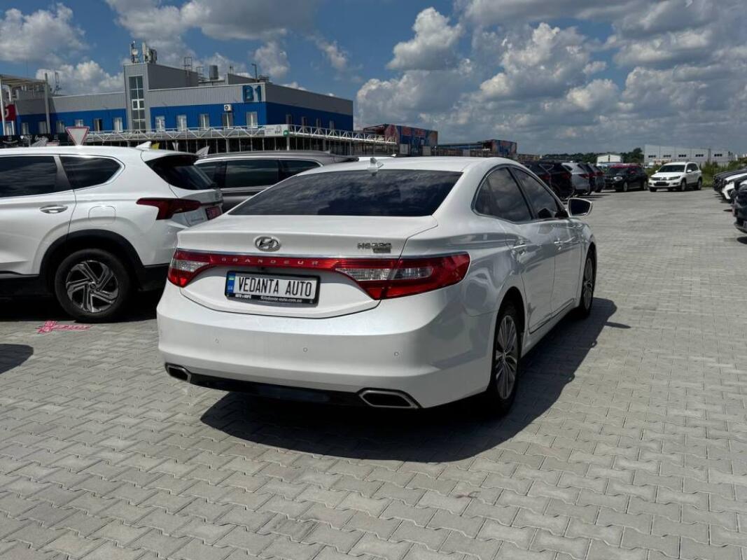 Hyundai Grandeur (2014)
