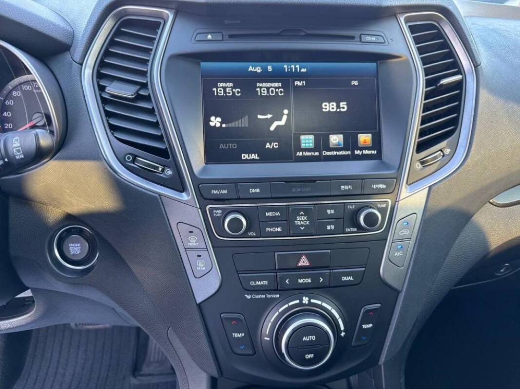 Hyundai SantaFe (2015)