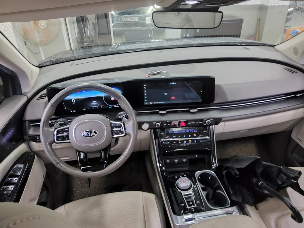 Kia Carnival (2021)