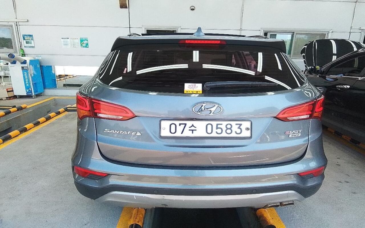 Hyundai SantaFe (2015)