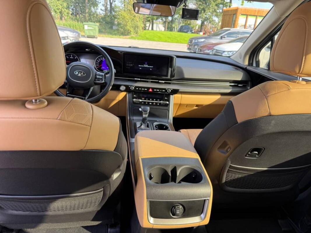 Kia Carnival (2021)