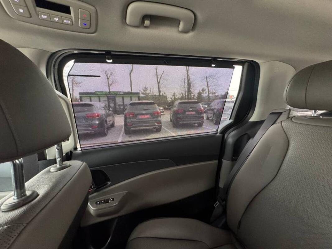 Kia Carnival (2024)