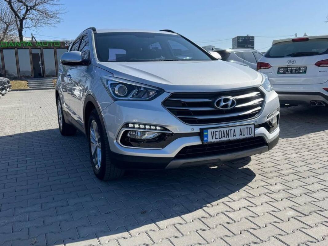 Hyundai SantaFe (2017)