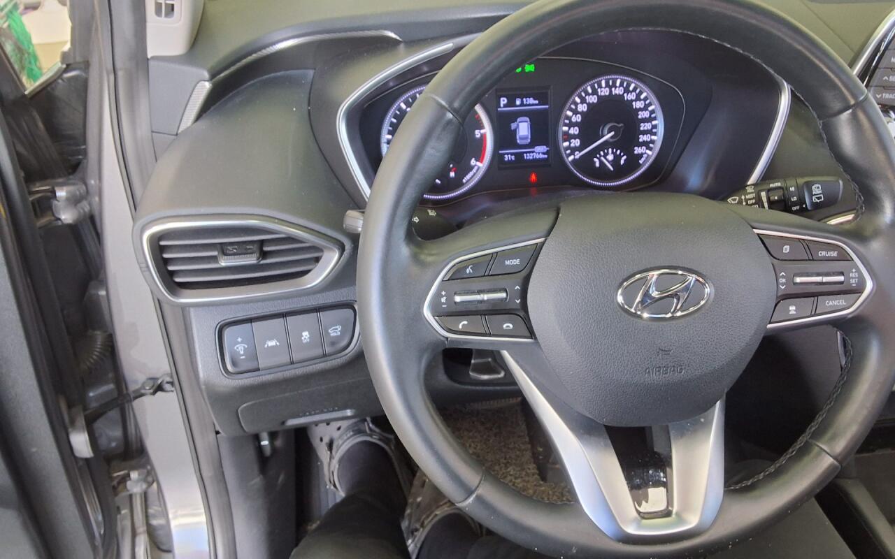Hyundai Santa Fe (2019)