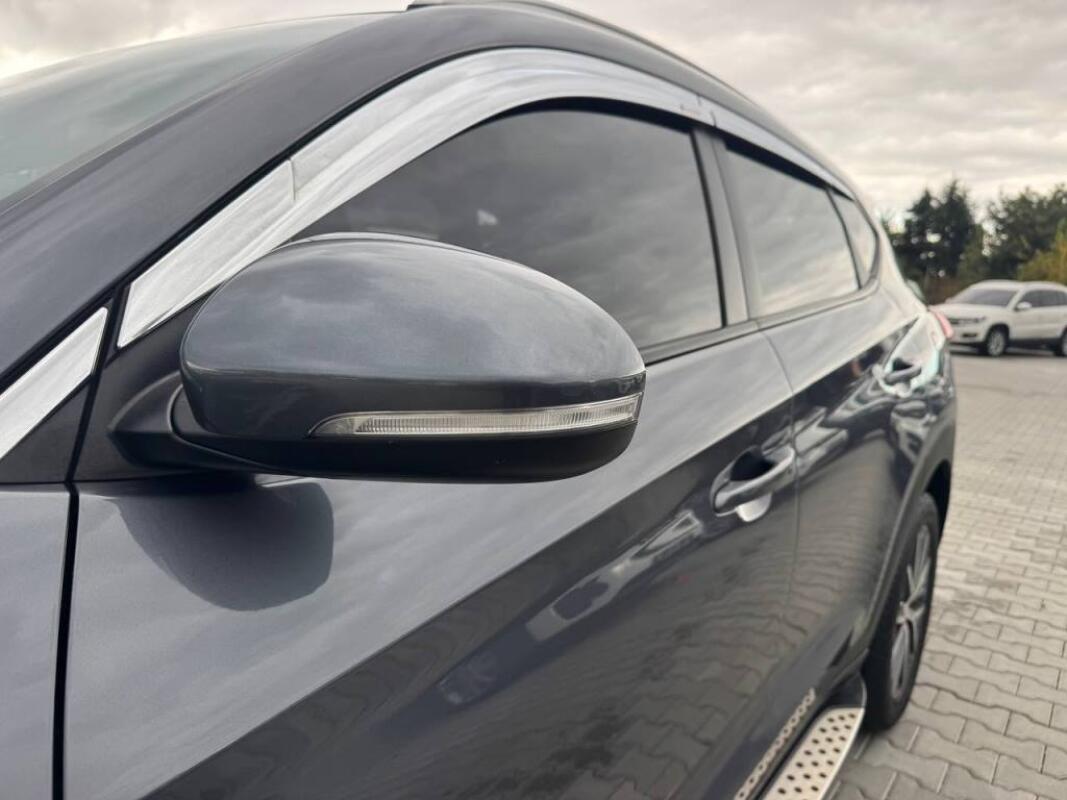 Hyundai Tucson (2016) Hyundai Tucson (2016)