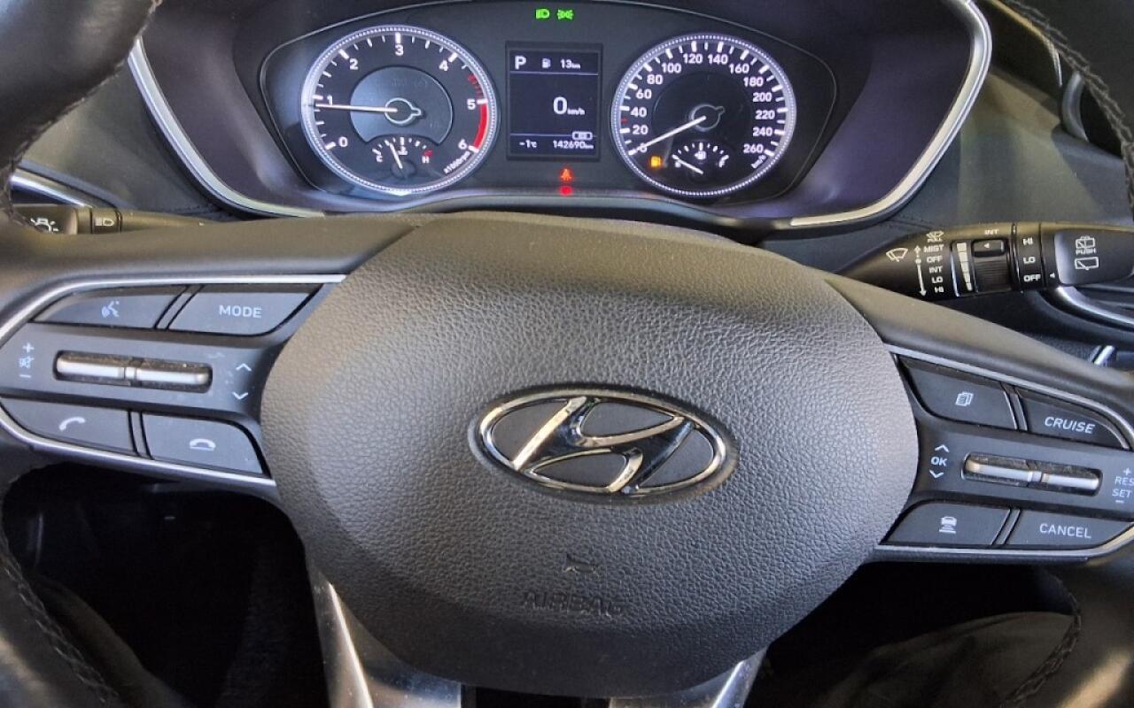 Hyundai SantaFe (2020)