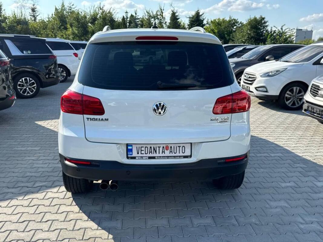 Volkswagen Tiguan (2014)