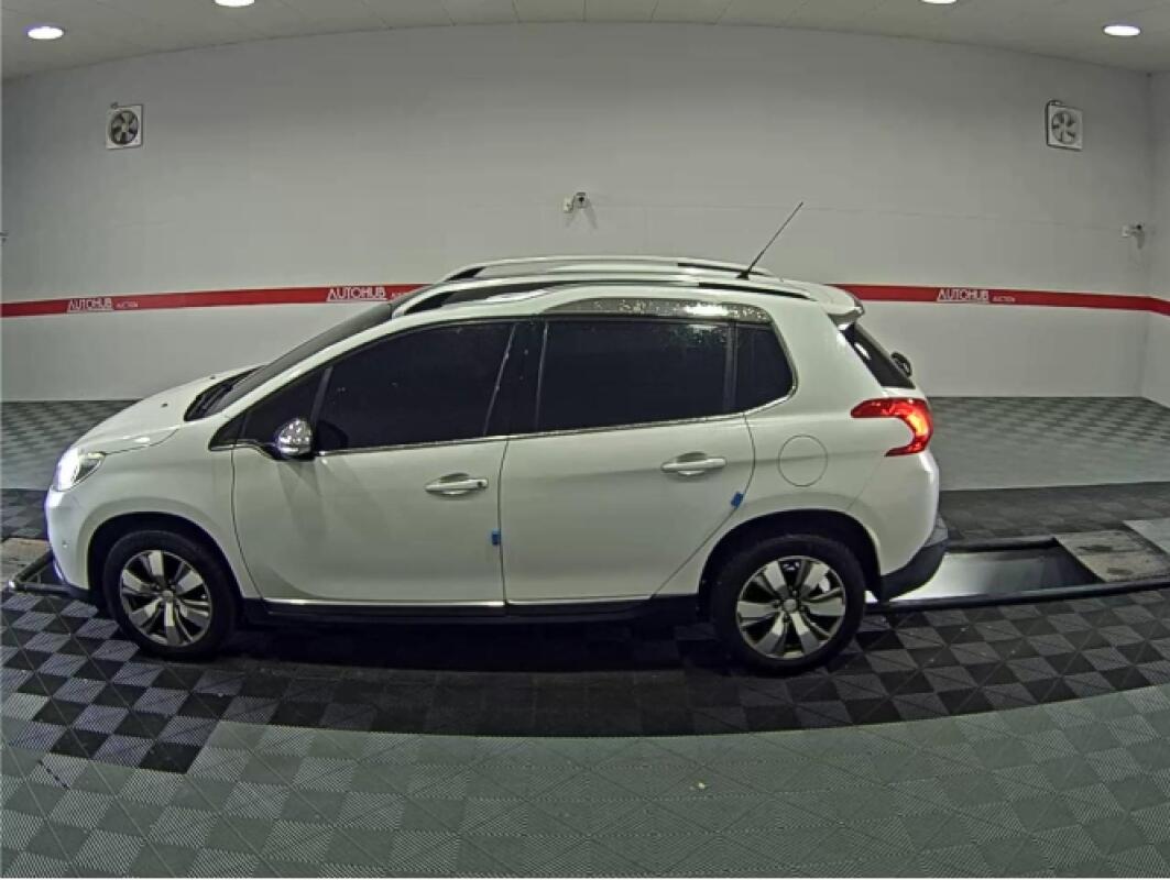 Peugeot 2008 (2015)