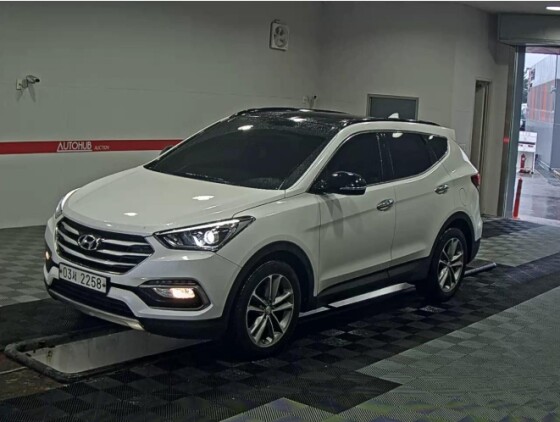 Hyundai SantaFe (2016)