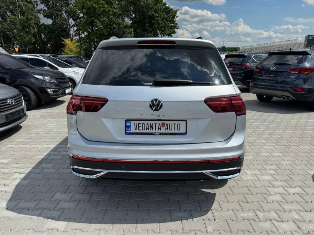 Volkswagen Tiguan (2022)