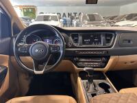 Kia Carnival (2020) Kia Carnival (2020)