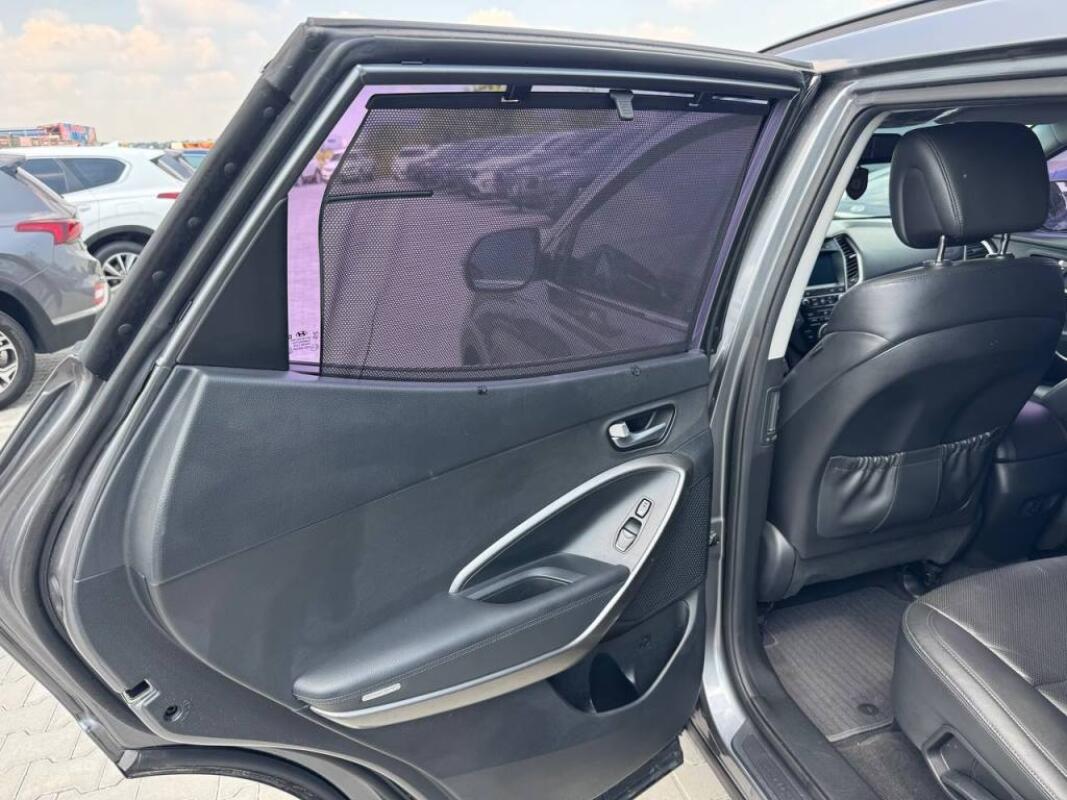 Hyundai Santa Fe (2015)