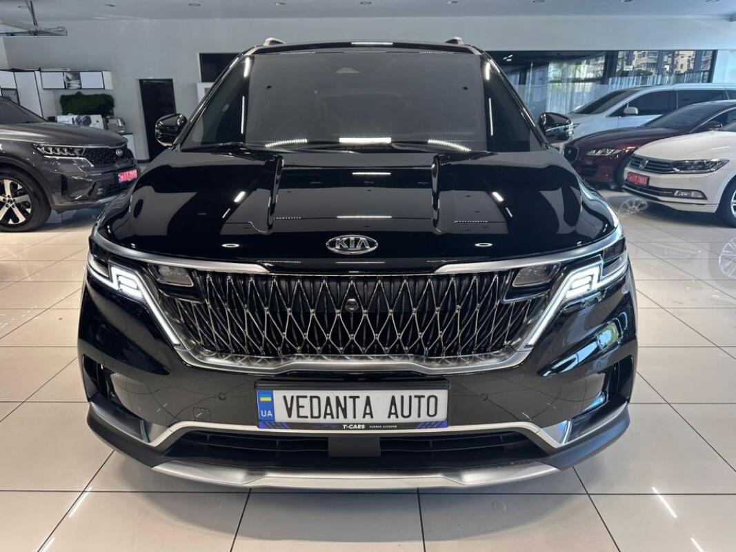 Kia Carnival (2021)
