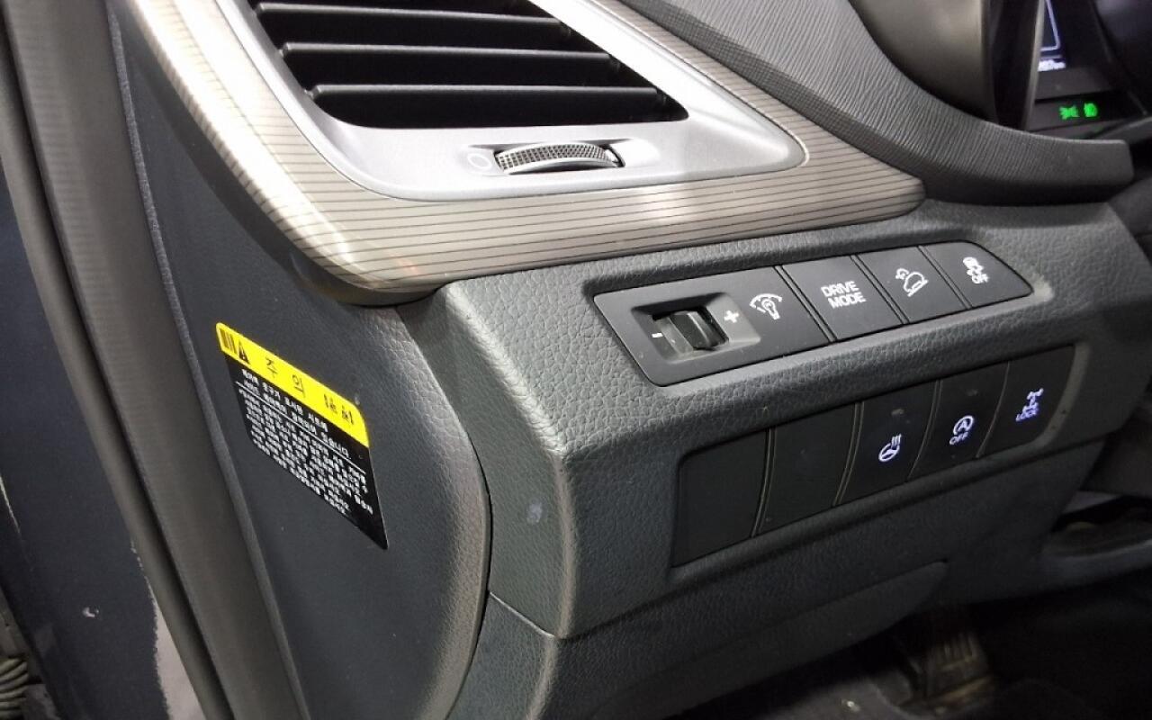 Hyundai Maxcruz (2016)