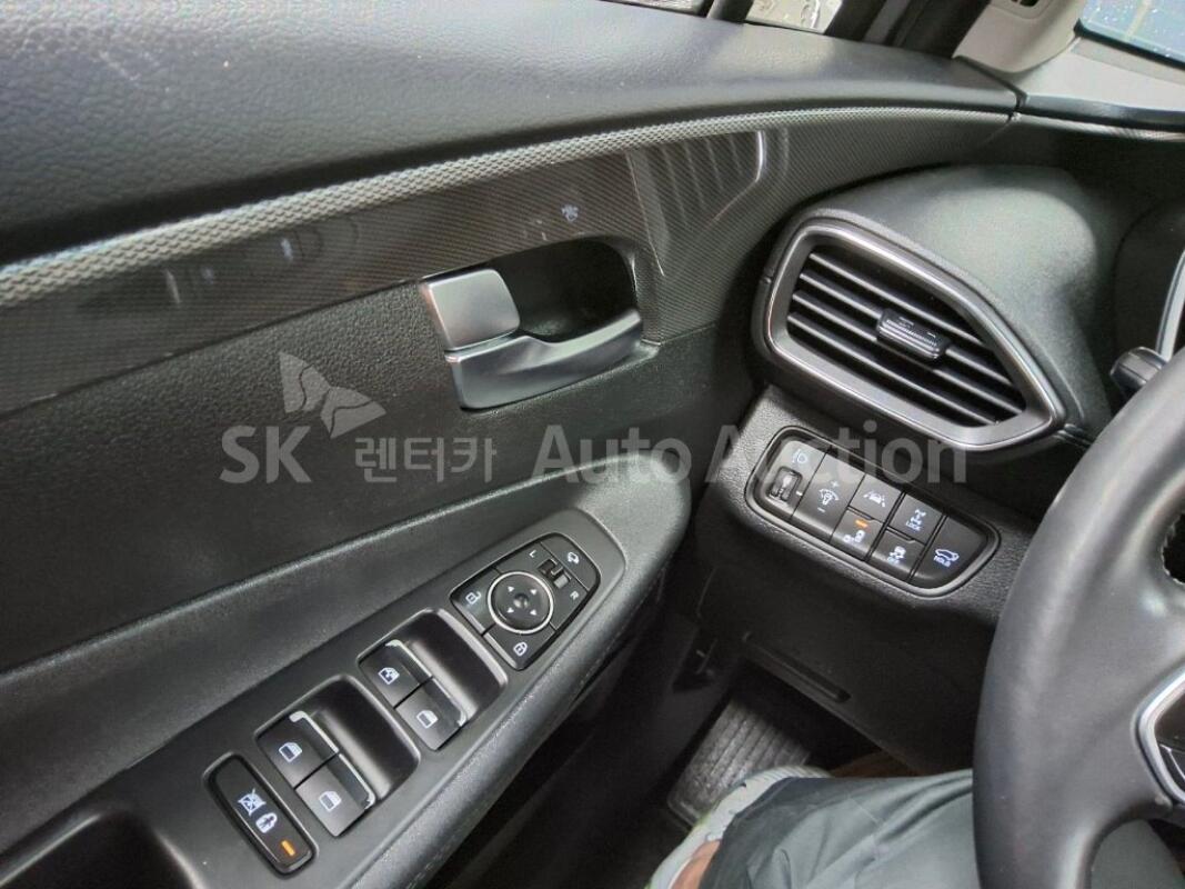 Hyundai SantaFe (2019)