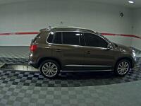 Volkswagen Tiguan (2015)
