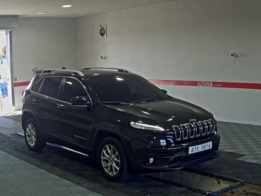 Jeep Cherokee (2015)