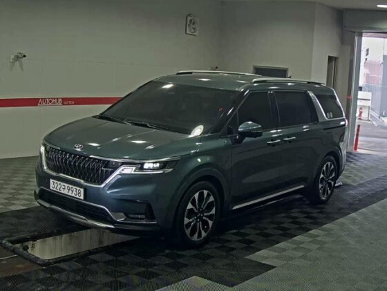 Kia Carnival (2020)