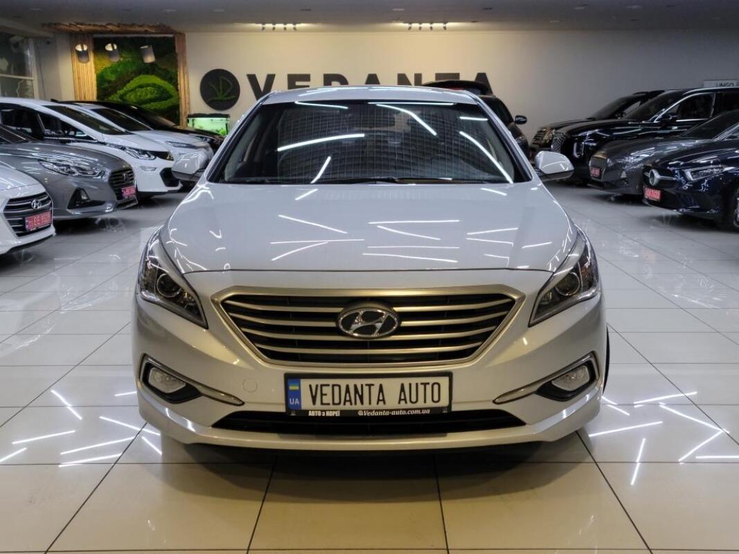 Hyundai Sonata (2015)