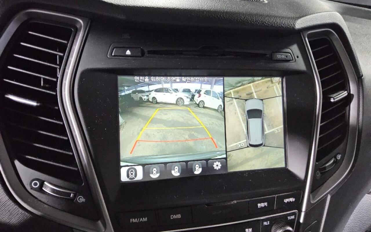 Hyundai SantaFe (2015)