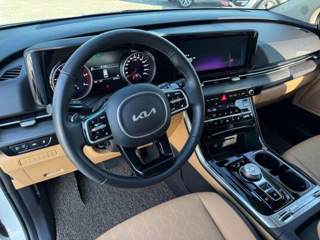 Kia Carnival (2022)