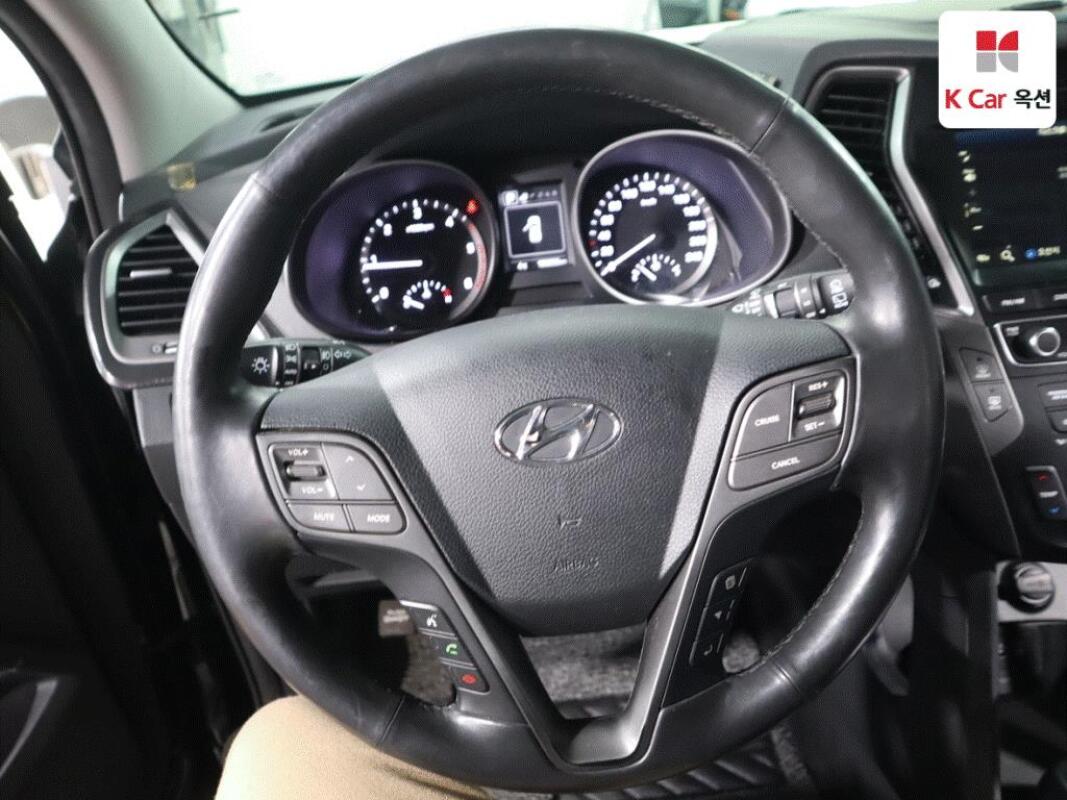 Hyundai SantaFe (2015)