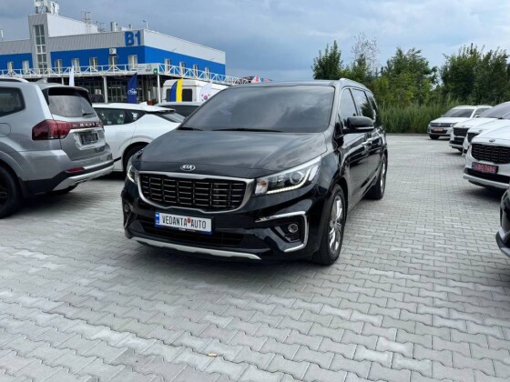 Kia Carnival (2018)