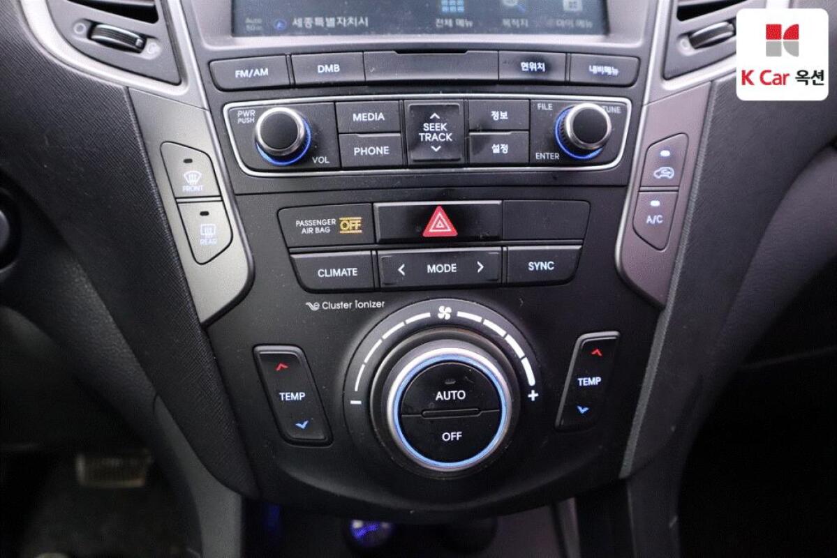 Hyundai SantaFe (2017)