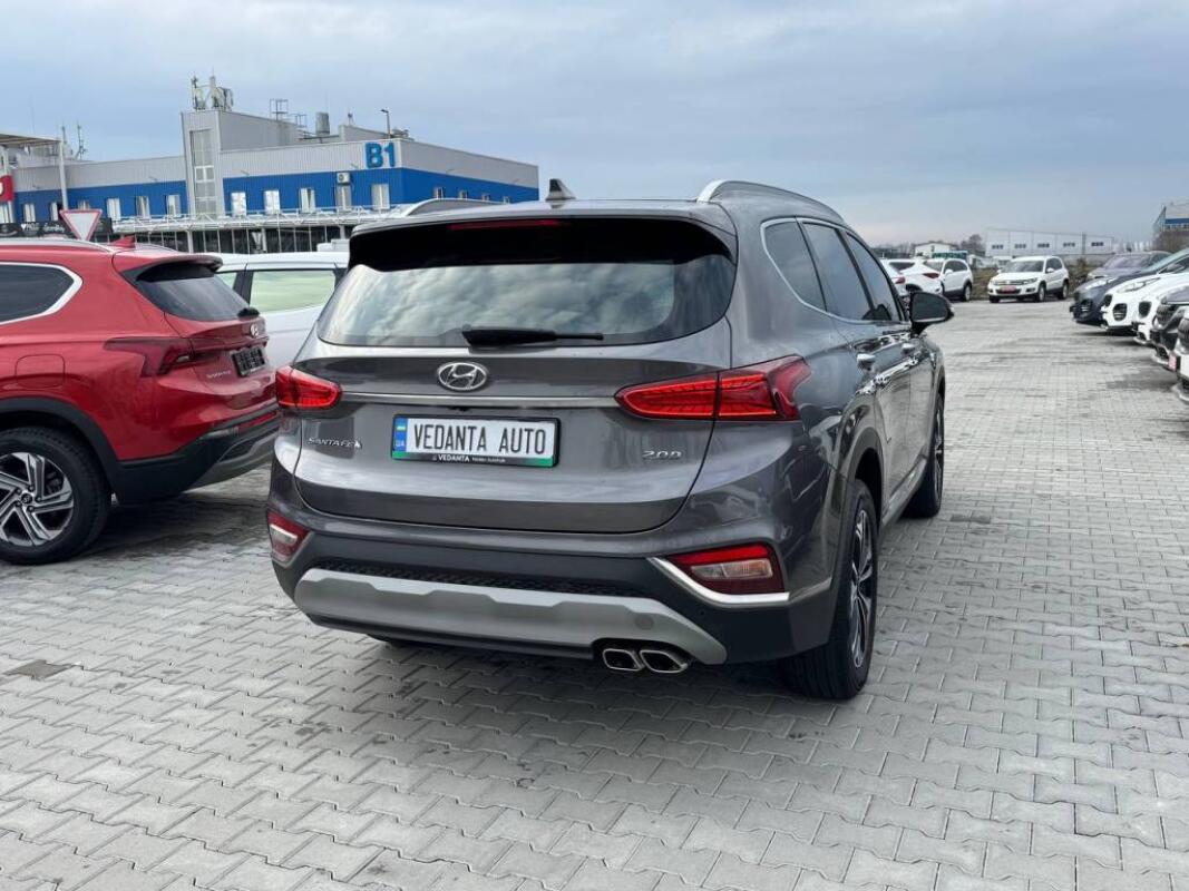 Hyundai SantaFe (2019)