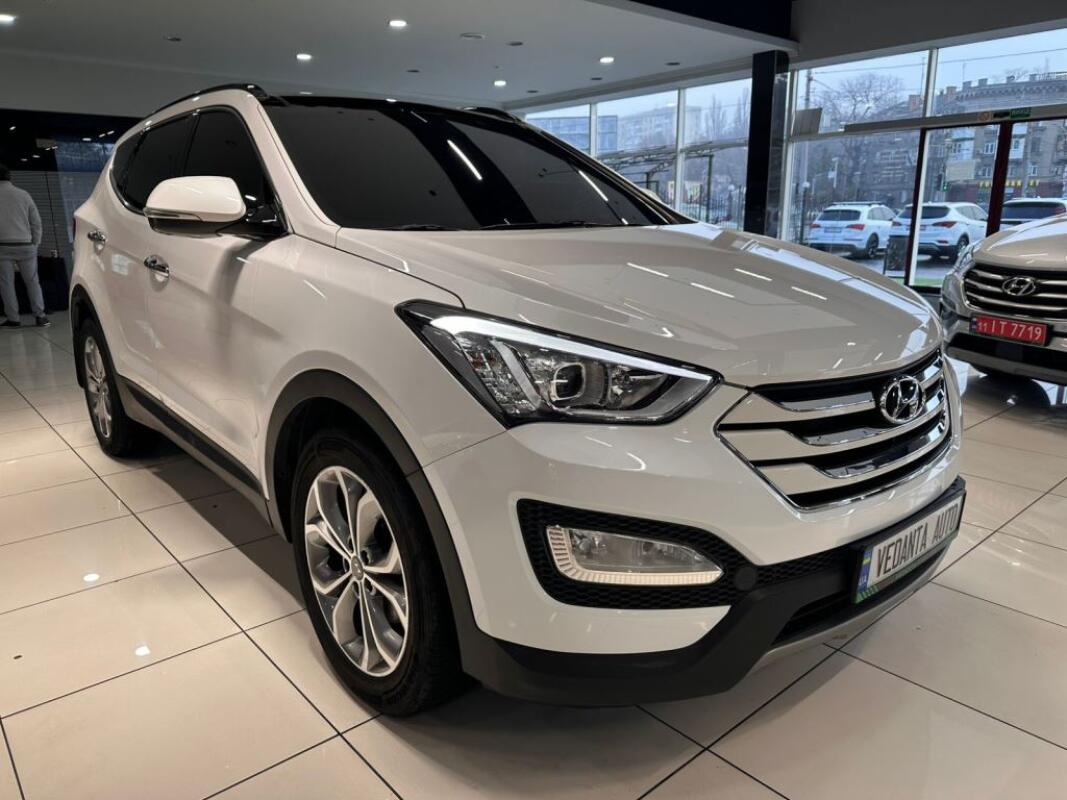 Hyundai SantaFe (2015)